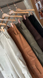 CALÇA CARGO SUEDE