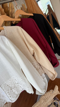 CAMISA LINHO E CROCHÊ
