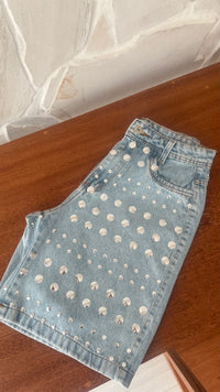 BERMUDA  JEANS APLICAÇÃO
