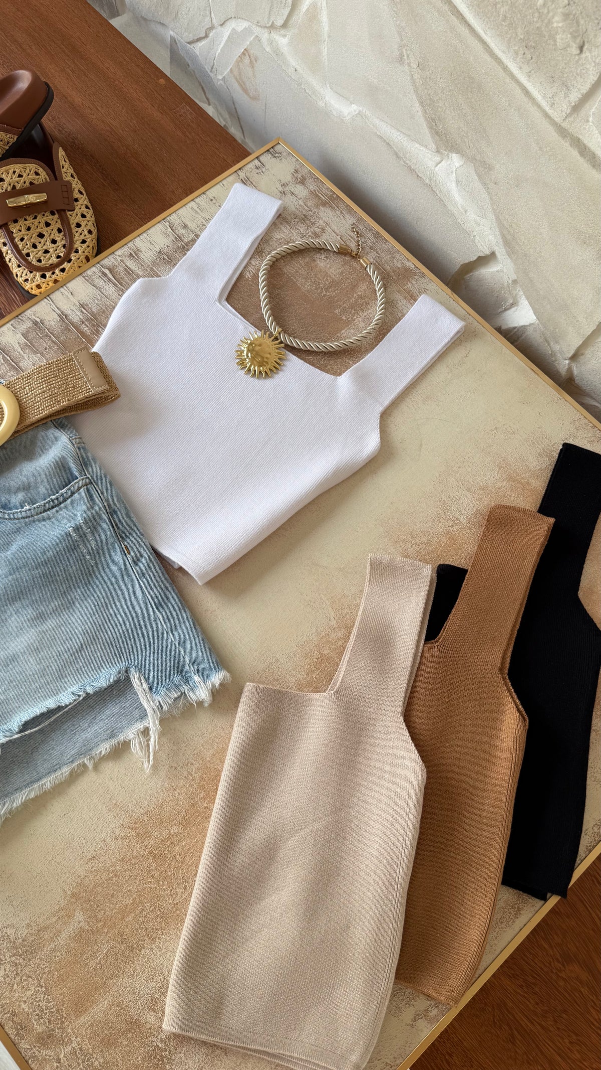 CROPPED MODAL LIVIA