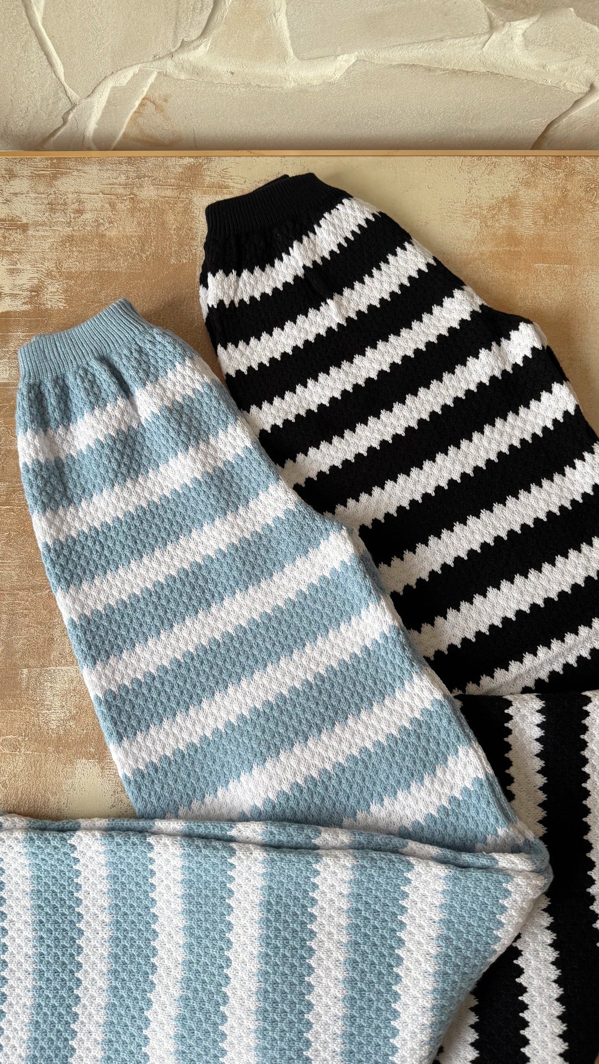 CALÇA MODAL LISTRAS