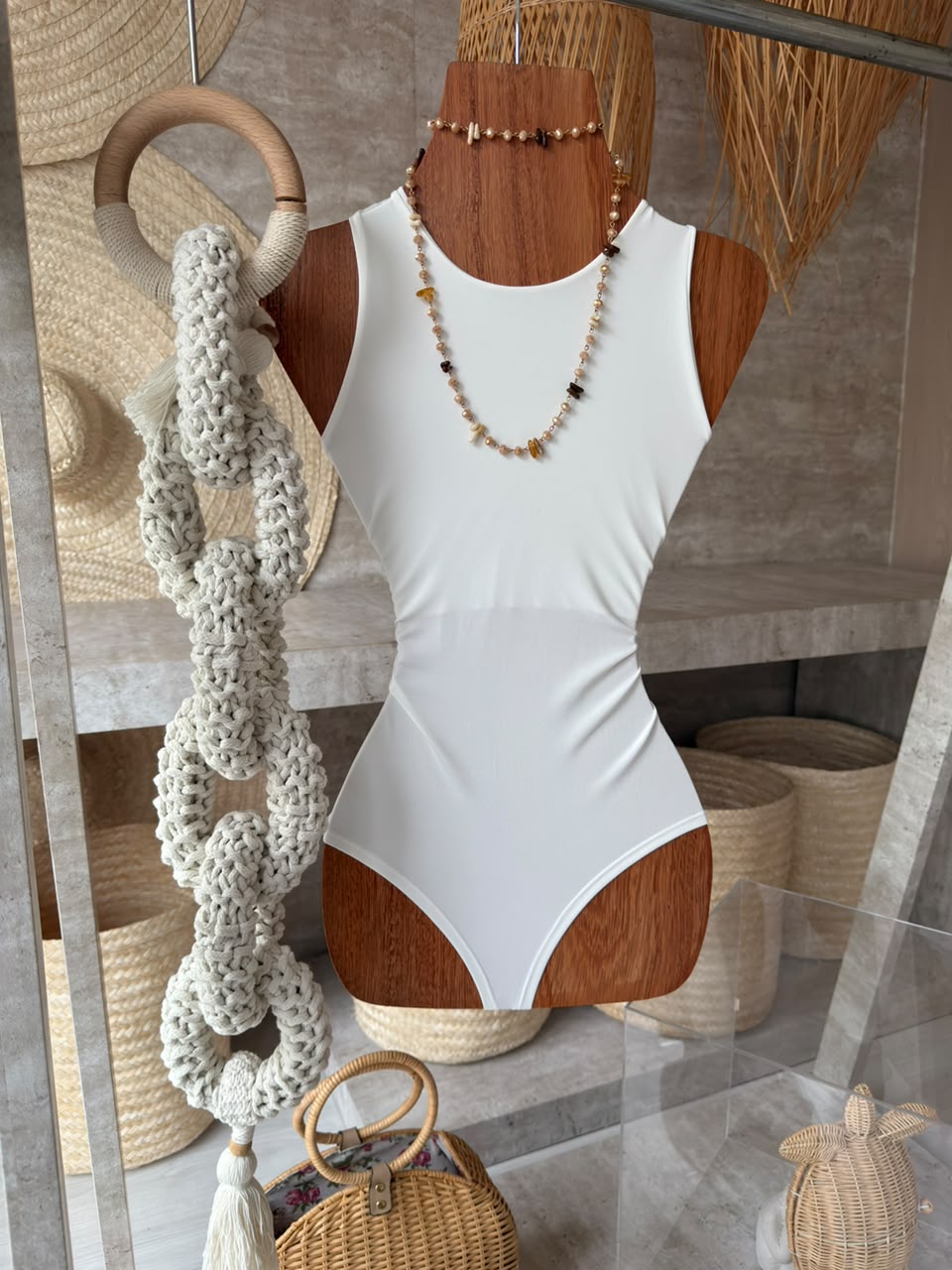 BODY ZARA