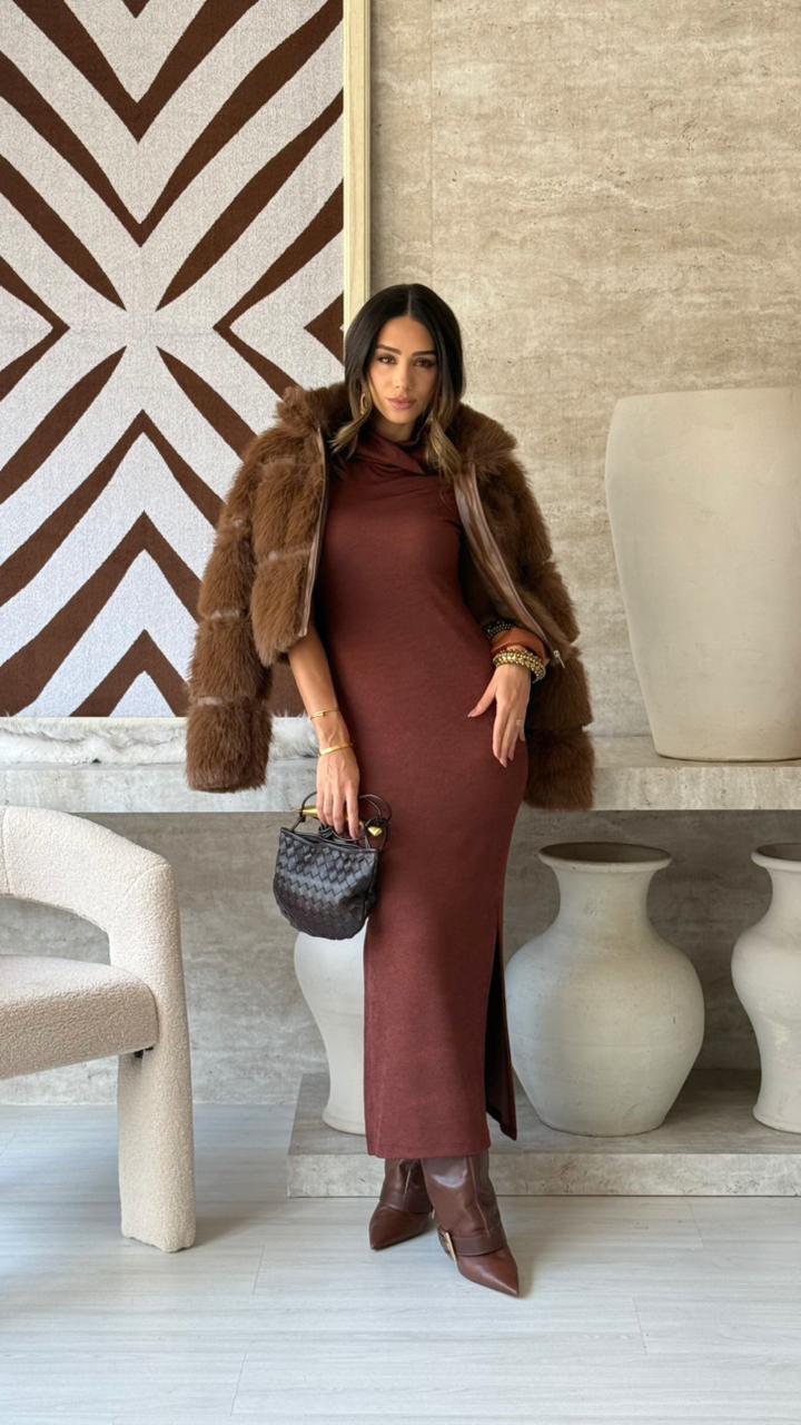 VESTIDO GOLA TG